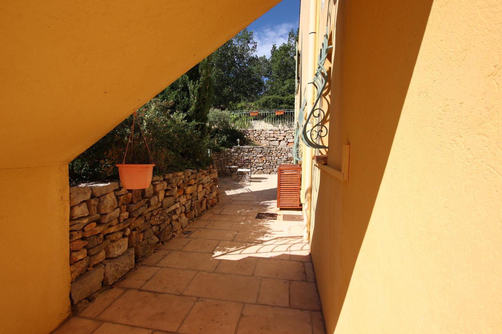 Le Mas Des Tarentes Chambres D'Hotes Trans-en-Provence Dış mekan fotoğraf